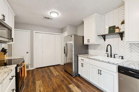 Tiny photo for 1019 Wayne Avenue, Duncanville, TX 75137 (MLS # 21100636)