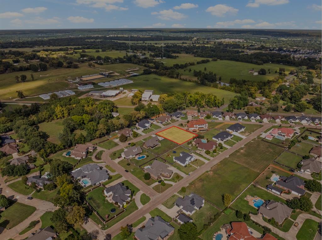 Country Club Estates - Land