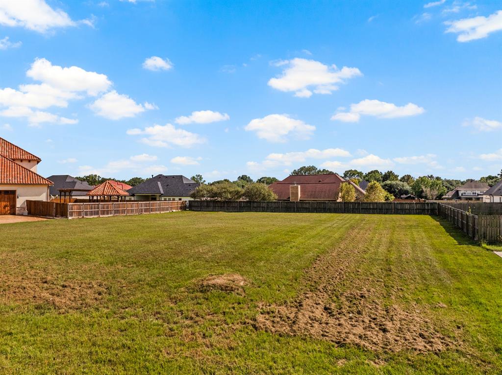 Country Club Estates - Land