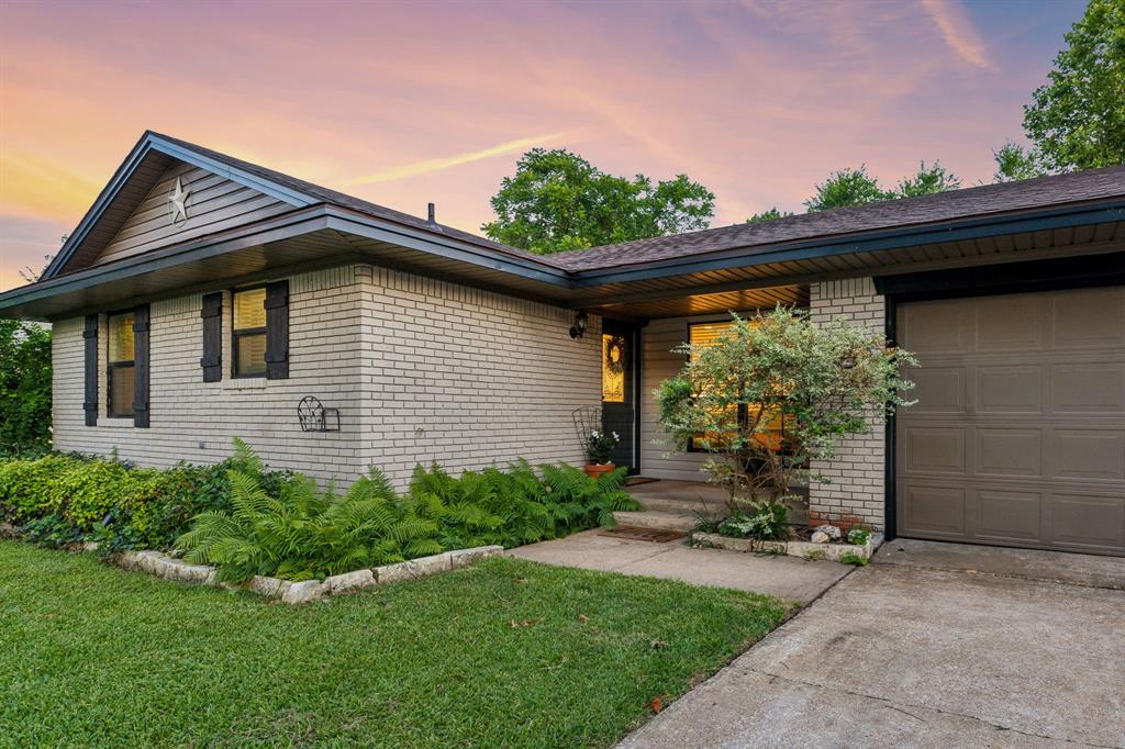 206 Allenwood Drive