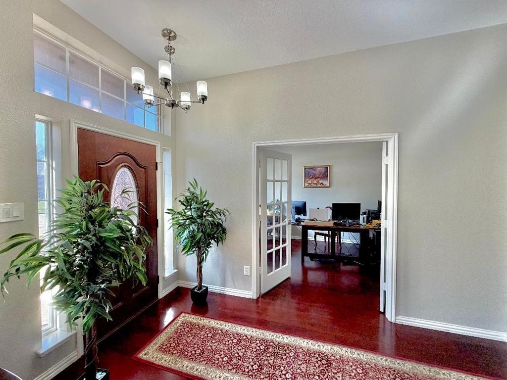 4898 Autumn Hill