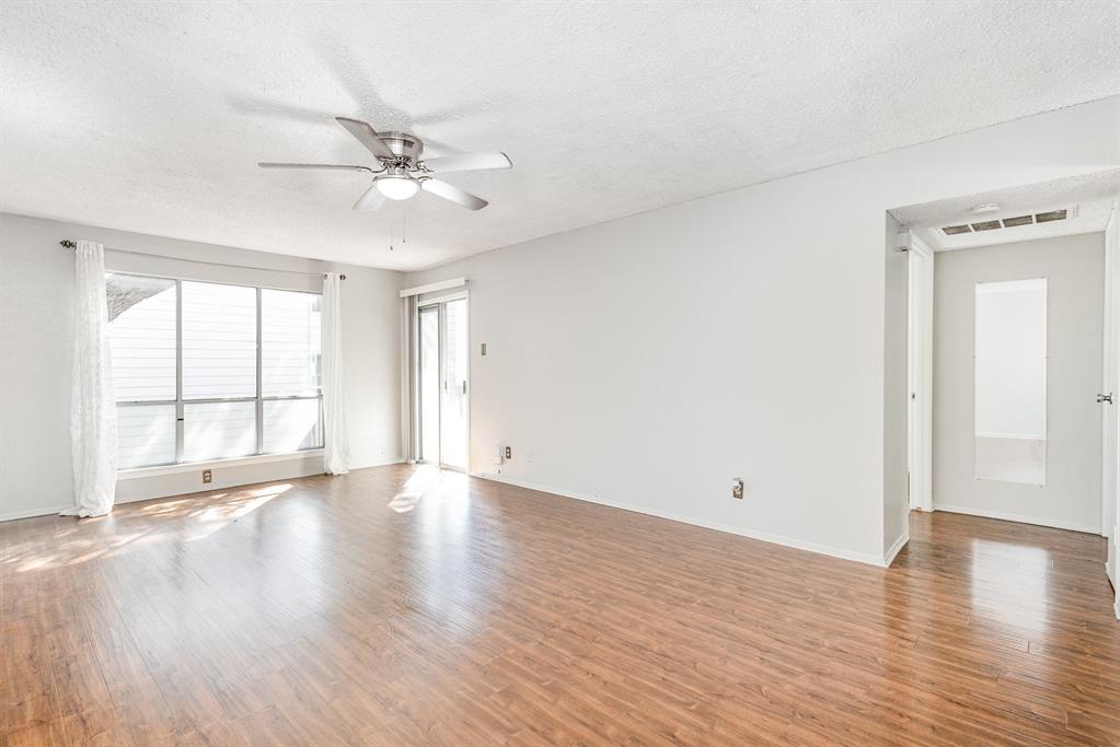 4859 Cedar Springs Road 256