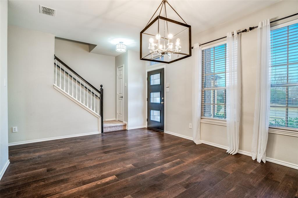 1438 Sleepy Hollow Drive