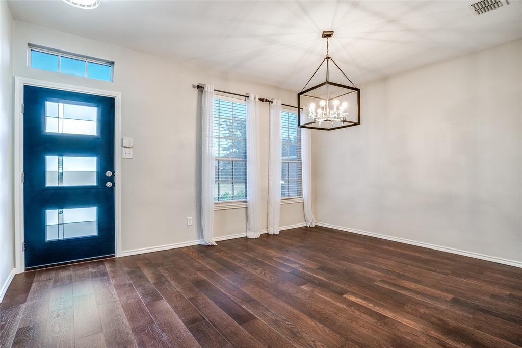 1438 Sleepy Hollow Drive