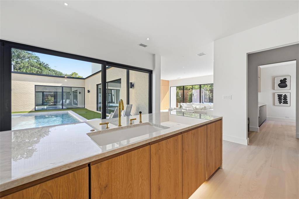 Inwood Road Estates - Residential