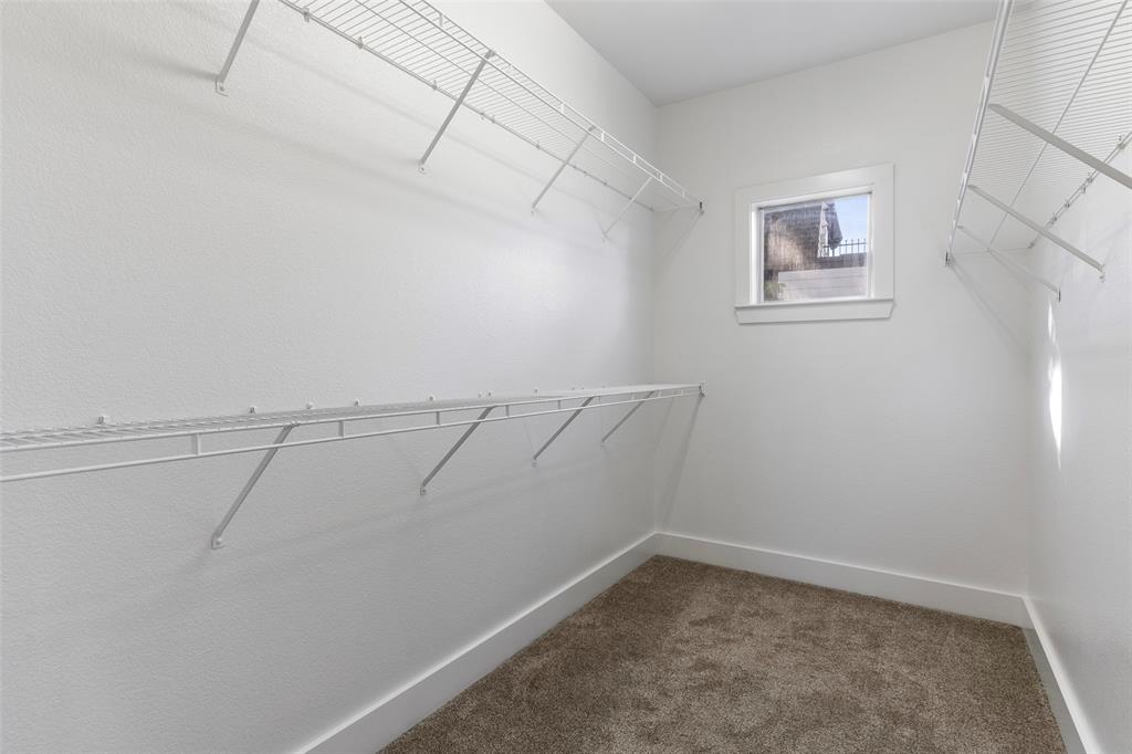 Carreras Twnhms Condos - Residential