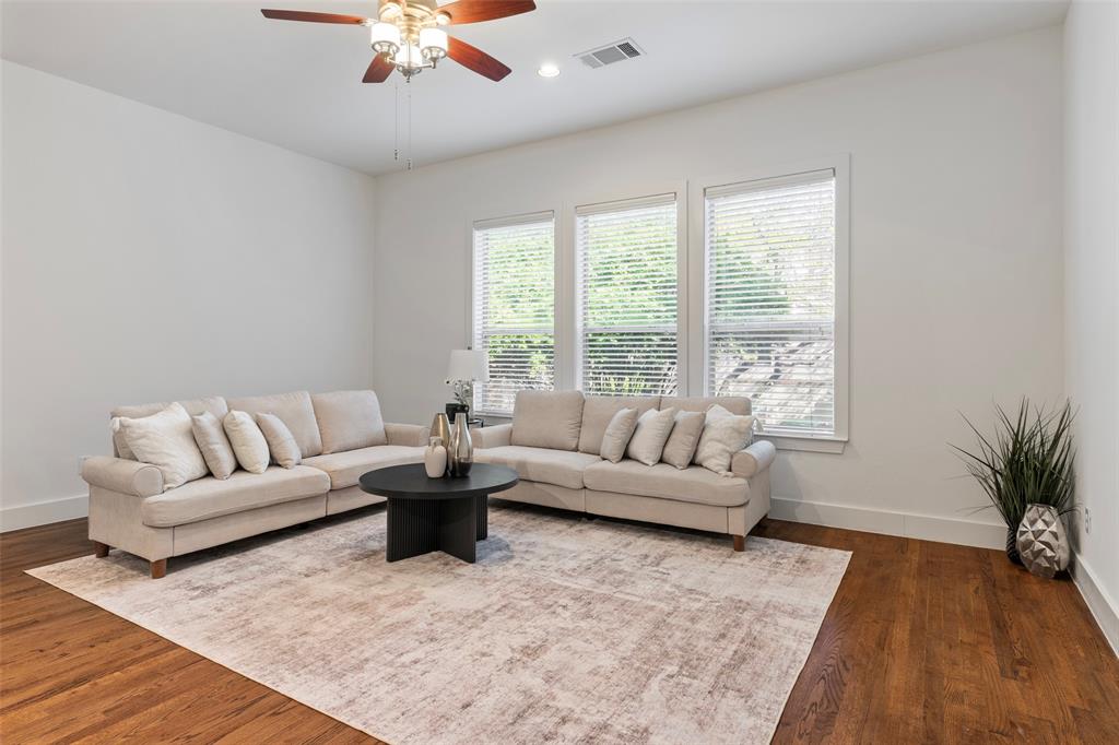 4830 Cedar Springs Road 32