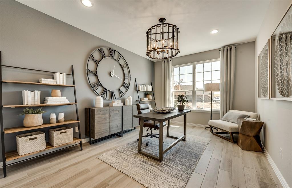 1801 Red Bud Trail