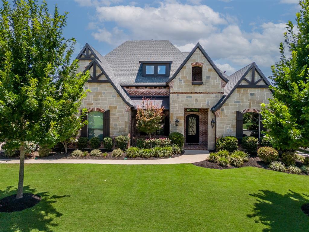 1216 Hicks Trail