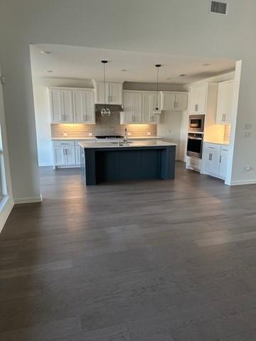 7001 Lowbranch