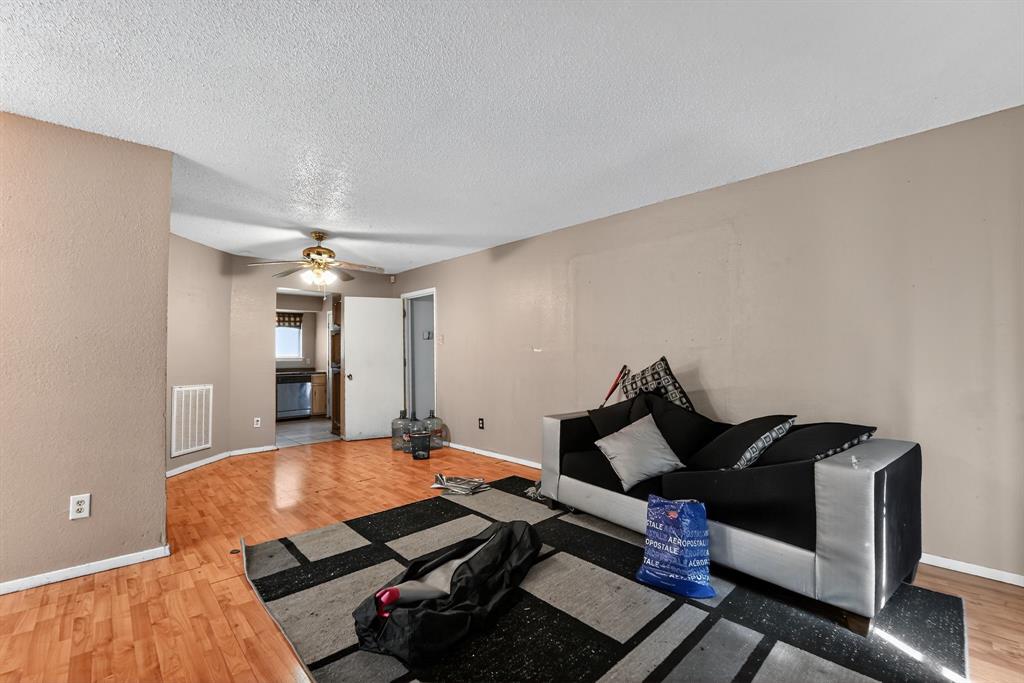 Singing Hills 06 - Residential