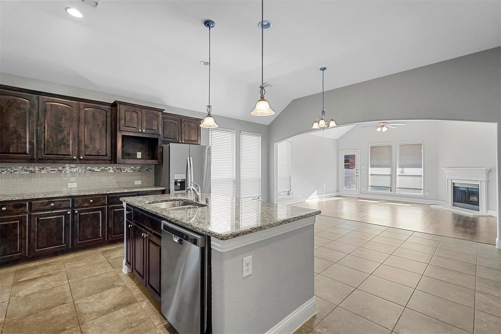 3726 Wagon Wheel Way