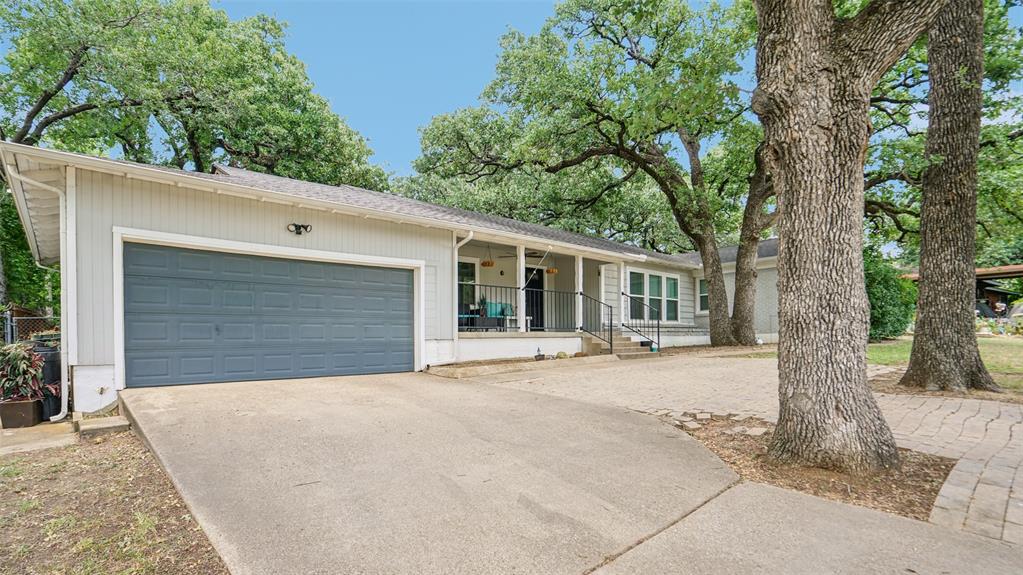 516 Hurstview Drive