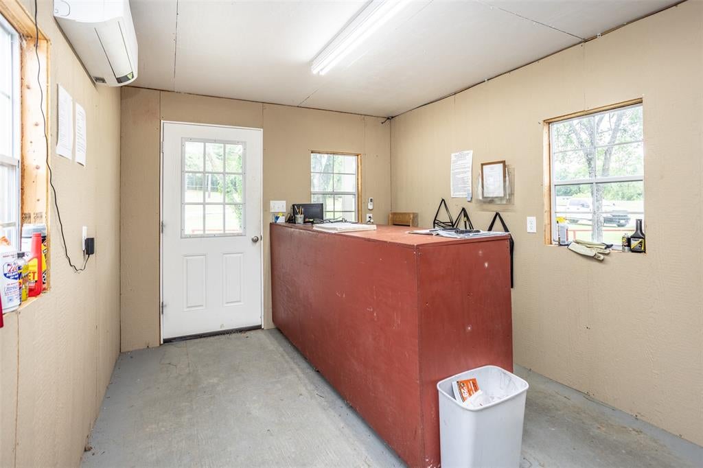59 Shawnee Trl, Whitesboro, TX, 76273, USA, 3 Bedrooms Bedrooms, ,3 BathroomsBathrooms,Residential,Active,59 Shawnee Trl,21282918