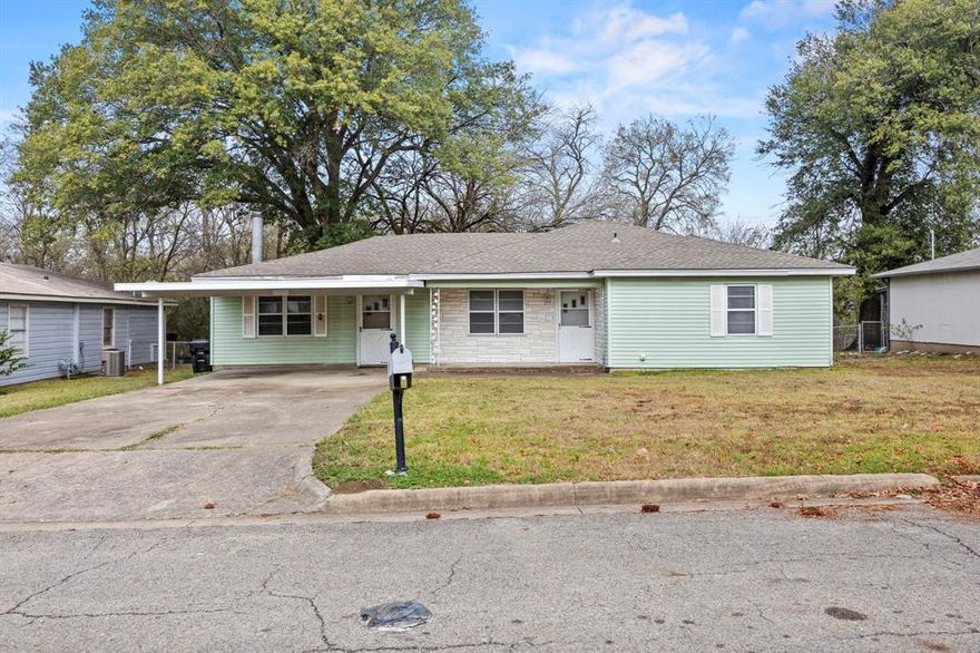 Discover the potential in this charming 3-bedroom, 1.5-bath home, offering a fantastic opportunity
for buyers looking to add their personal touch. Featuring both a living room and a cozy den, this
layout provides flexible space for relaxing, entertaining, or creating a dedicated home office.
Outside, you’ll find a convenient carport and a backyard shed perfect for storage or hobbies. While
the home does need some TLC, its solid layout and great bones make it an excellent investment for
anyone ready to bring their vision to life. Unlock the possibilities in this Greenville home and
imagine the value you can create in this inviting property!