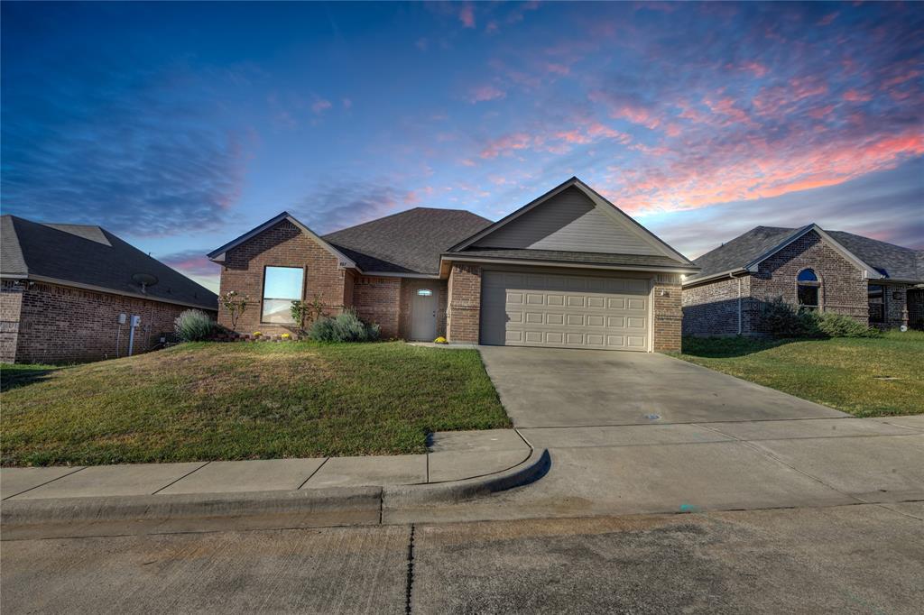 1017 Inverness Drive