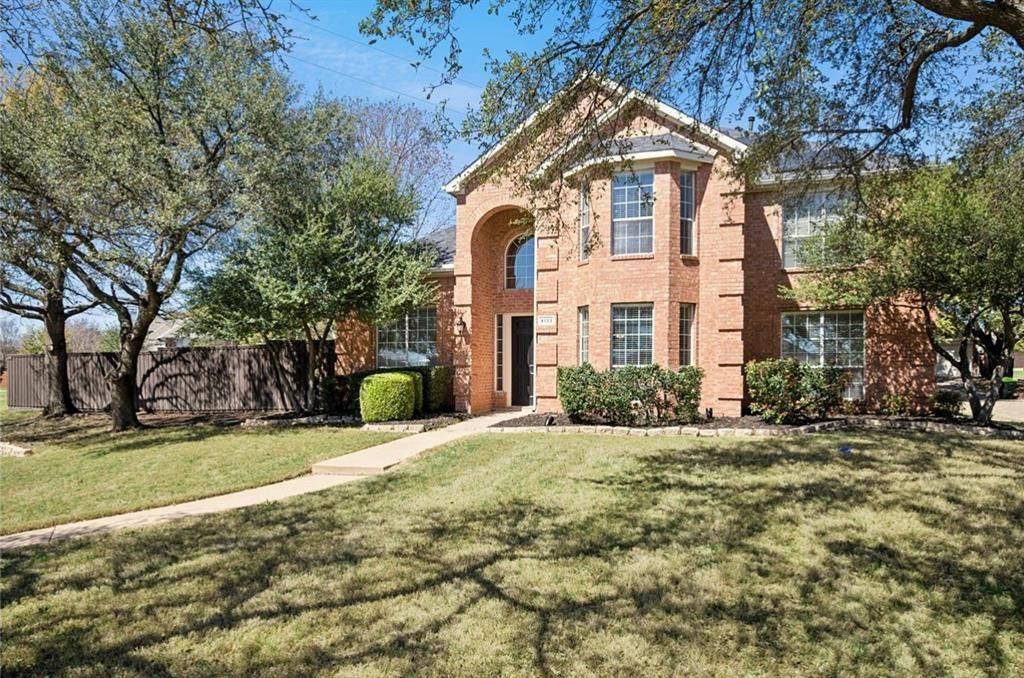 Photo of 4133 Los Altos Drive, Plano, TX 75024 (MLS # 21207827)