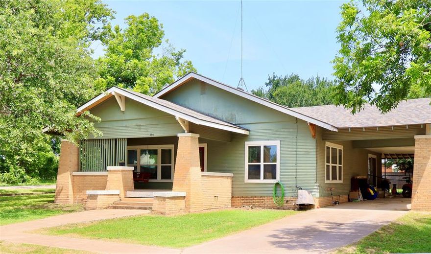Welcome to Strawn, Texas, where you’ll find this classic 2-bedroom, 1-bathroom home with a 608 sq. ft. mother-in-law suite, now available for $235,000. The main residence offers 2,150 sq. ft. of character-filled living space, while the detached suite is perfect for guests, extended family, or rental income. The property includes a spacious yard with a covered porch and storage areas for all your needs.

Just down the street from Mary’s Café and minutes from Possum Kingdom Lake, Palo Pinto Lake, and the coming soon Palo Pinto Mountains State Park.