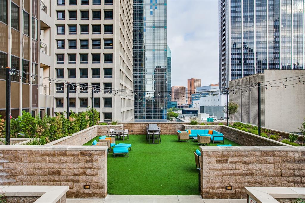 Metropolitan 1200 Main St Condo - Residential