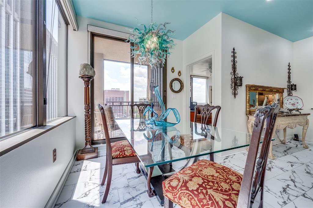 Metropolitan 1200 Main St Condo - Residential