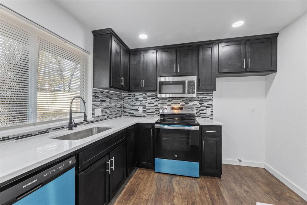 Moss Shadows Add - Residential