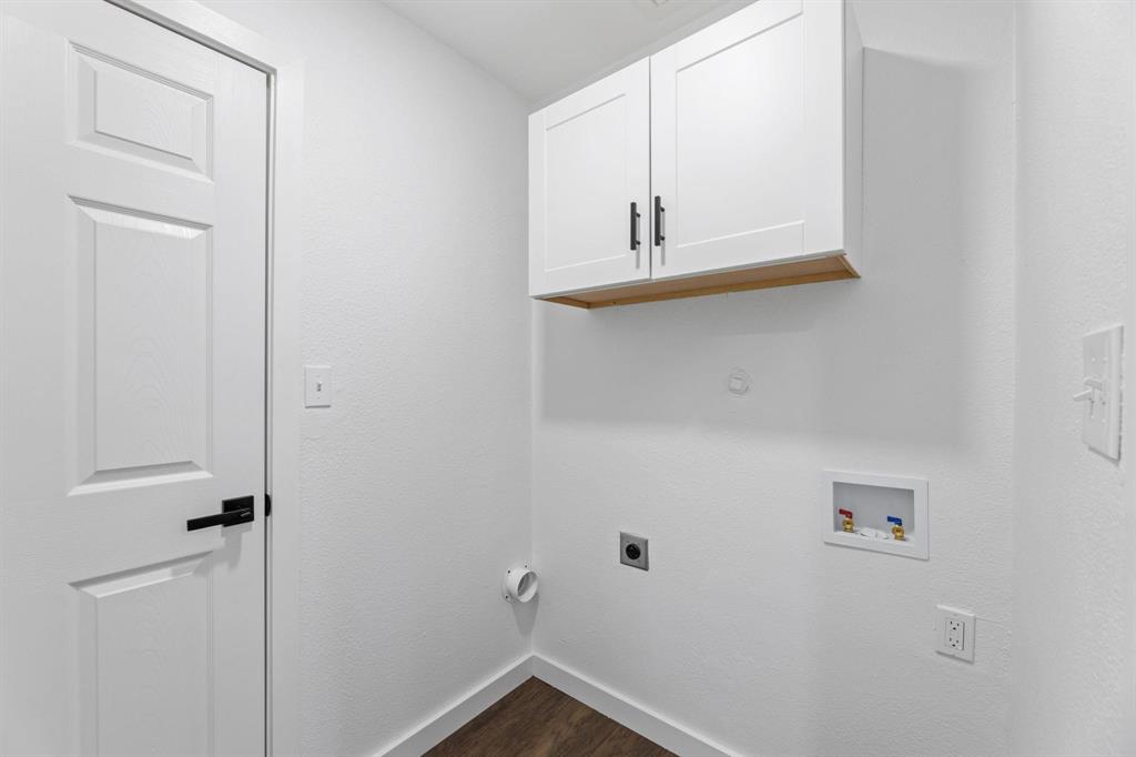 Moss Shadows Add - Residential