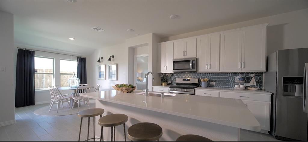 3908 Turquoise Avenue