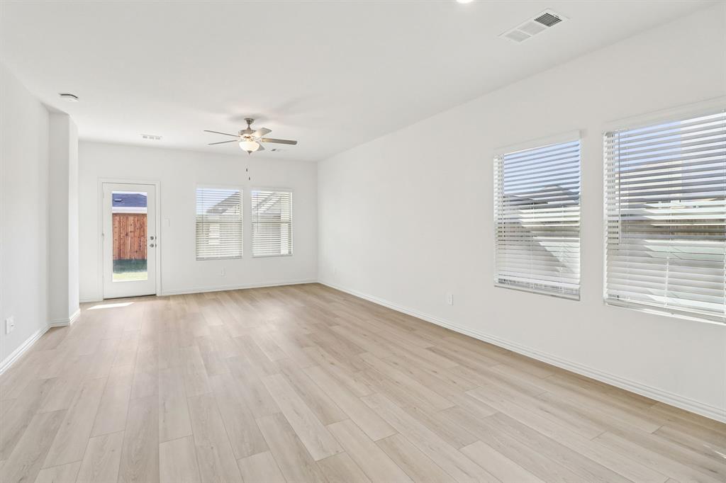 Lakehaven - Residential