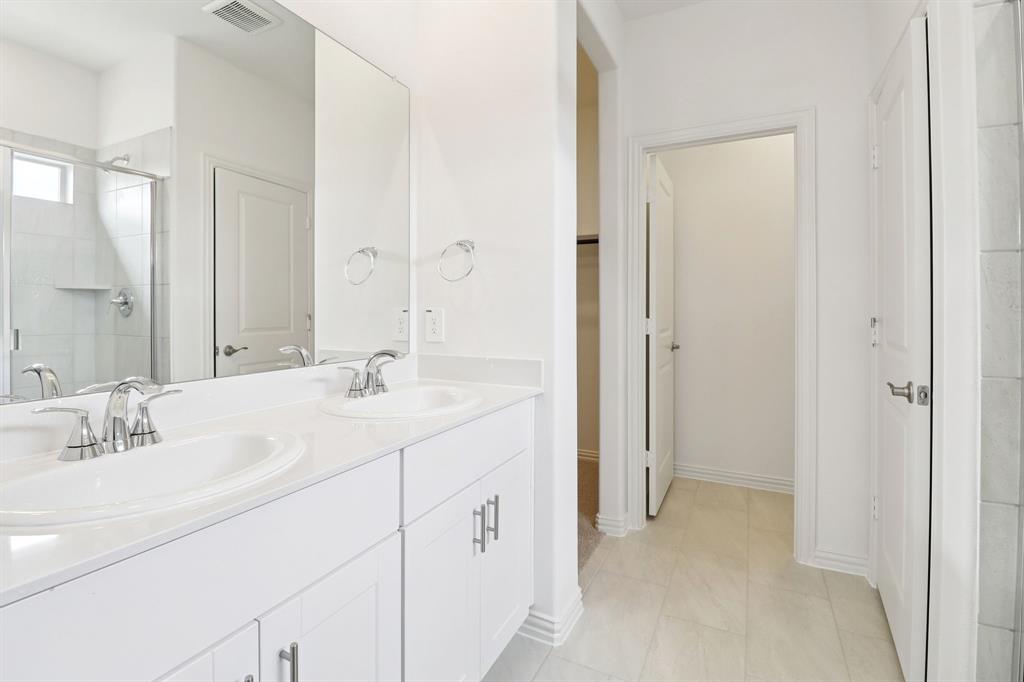 Lakehaven - Residential