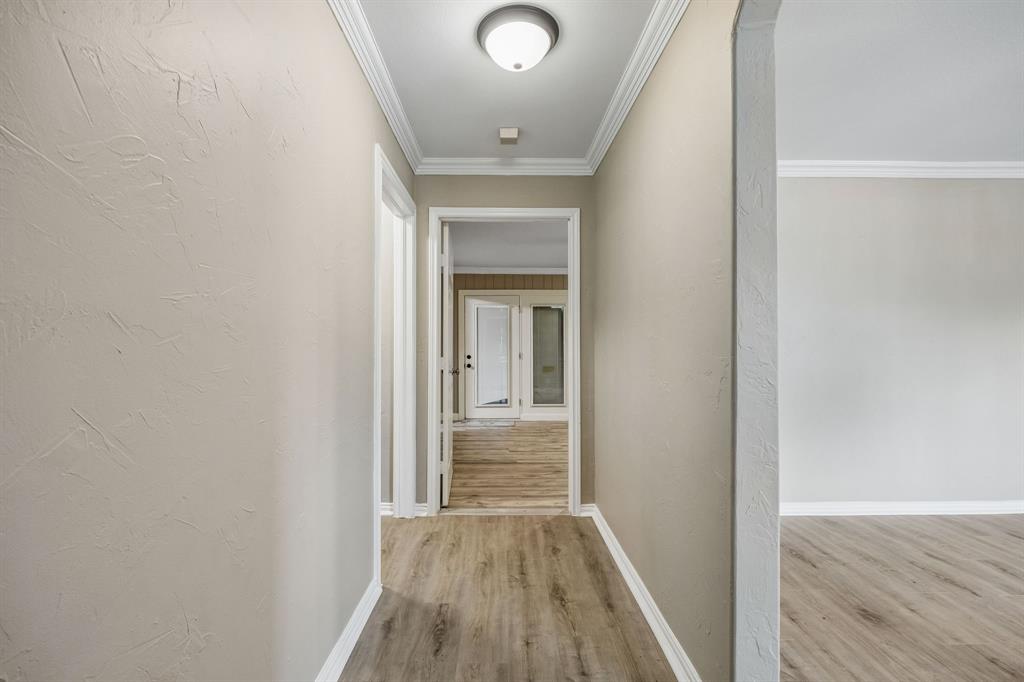 3534 Royal Lane