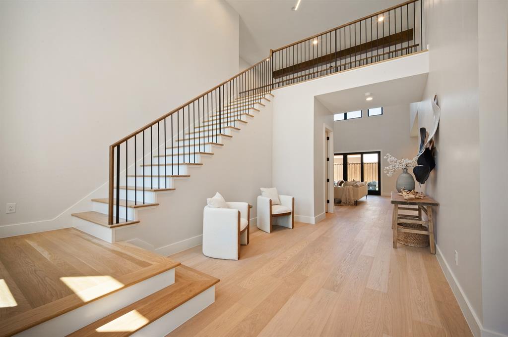 3989 Highgrove Drive