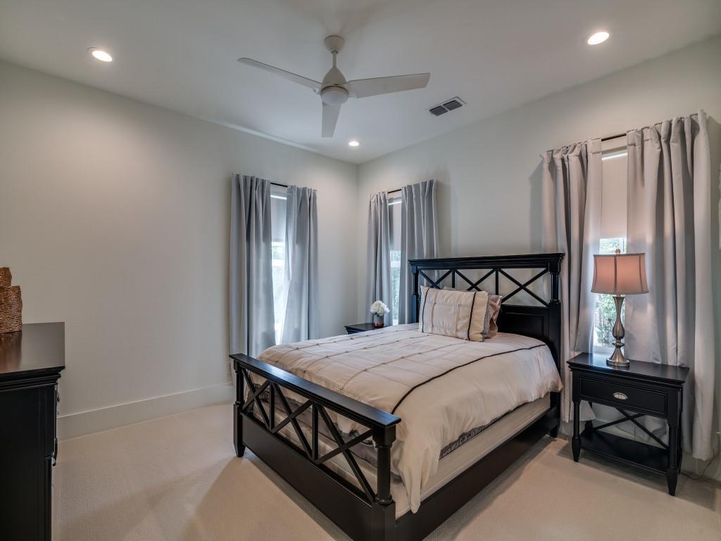 Royal Crest - Residential