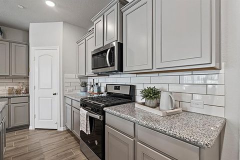 Tiny photo for 243 Territory #16, Fort Worth, TX 76120 (MLS # 21101948)