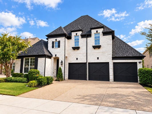 900 SOUTHERN HILLS WAY, AUBREY, TX 76227 - Image 1b802be39e21bc03e0e3d9d9c41b6046/2549227763