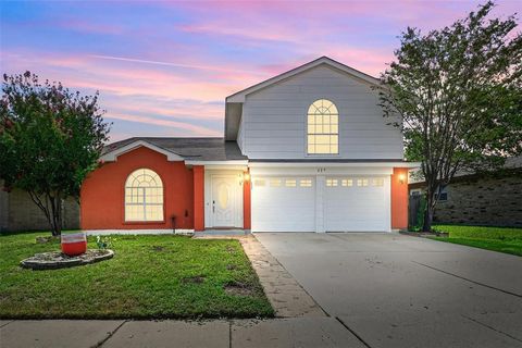 629 Raven Drive Saginaw TX 76131