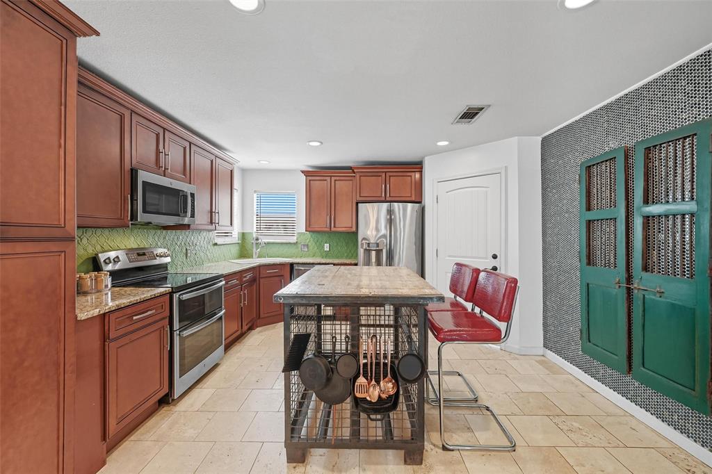 629 Raven Drive
