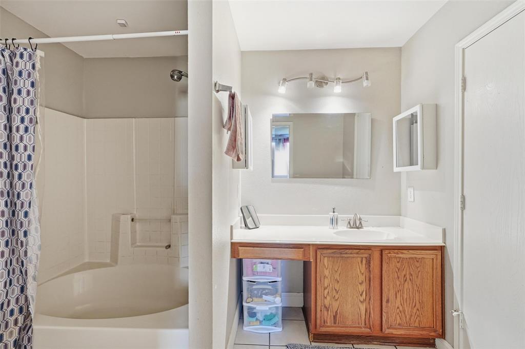 Twin Lakes Ph III - Residential