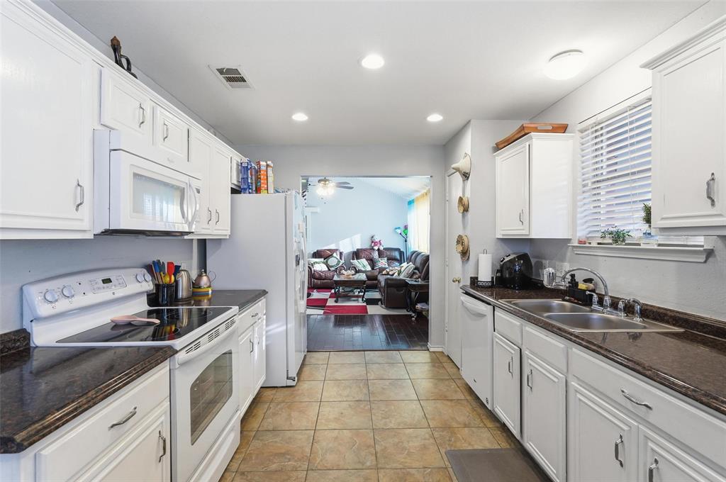 Twin Lakes Ph III - Residential