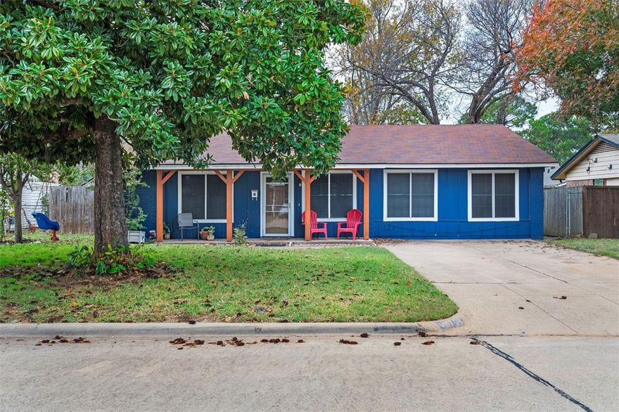 Welcome to 704 Clover Park Drive, a home that blends comfort, charm, and convenience in the highly sought-after 76013 area of Arlington. Just minutes from UTA, this property sits in a quiet, established neighborhood where tree-lined streets and friendly surroundings make every day feel inviting. Step onto the cozy front porch, the perfect spot to sip your morning coffee and watch the world wake up. Inside, you’ll find a home that feels like a hug—warm, welcoming, and ready to fit your lifestyle. The backyard retreat sets the stage for weekend cookouts, gatherings with friends, or peaceful evenings under the shade of mature trees. An outbuilding adds endless possibilities: transform it into a he-shed or she-shed, a playful hideaway, or a creative studio space tailored to your needs. Whether you’re a first-time homebuyer, looking to downsize, or simply searching for a place that radiates curb appeal and comfort, this home has it all. This cozy home with 3 bedrooms and 2 baths is perfect for owner occupant or an investor. We offer outstanding open living area options. Our main living area offers endless room for entertaining or just relaxing where as our 2nd living area would make a great for a media room, home office or even a potential 4th bedroom for kids or guests. Our updated kitchen offers high end cabinets, granite tops and gas cooking. Our dining area can handle the largest of tables. The primary bedroom offers plenty of floor space and an updated ensuite bath. Both extra bedrooms are spacious and are serviced by an updated hall bath.