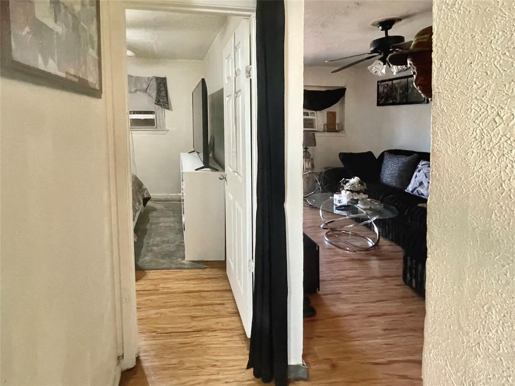 Ervay Street Heights - Residential