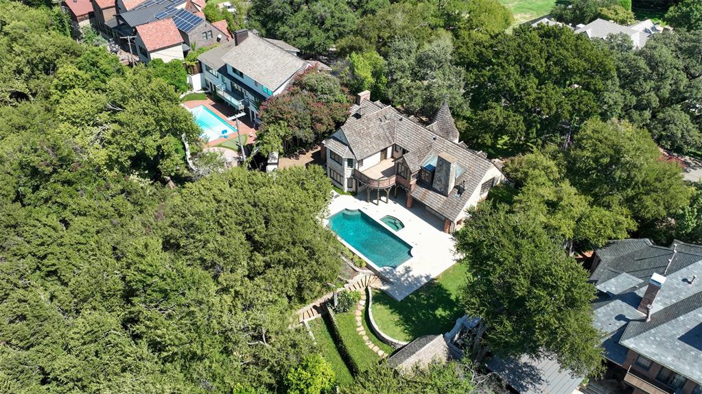 Bellaire Estates - Residential