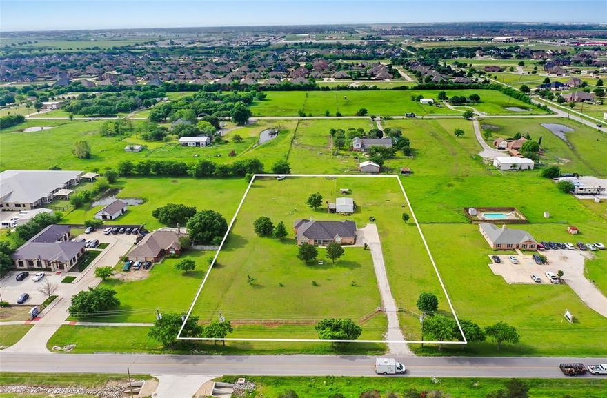 Take advantage of the rapid growth along the Avondale-Haslet to I-35W corridor in Northwest Tarrant County by placing your commercial development on Avondale-Haslet Rd just 1.5 miles from US-287 and just minutes from US-287-I-35W junction. This 2.642 AC property offers 250 feet of frontage on Avondale-Haslet. With easy access to Alliance and Fort Worth, your business will be well-positioned to benefit from the rapid economic development in the North Fort Worth and Haslet areas where over 13,000 new home lots are planned or have already been delivered within a 3 mile radius.