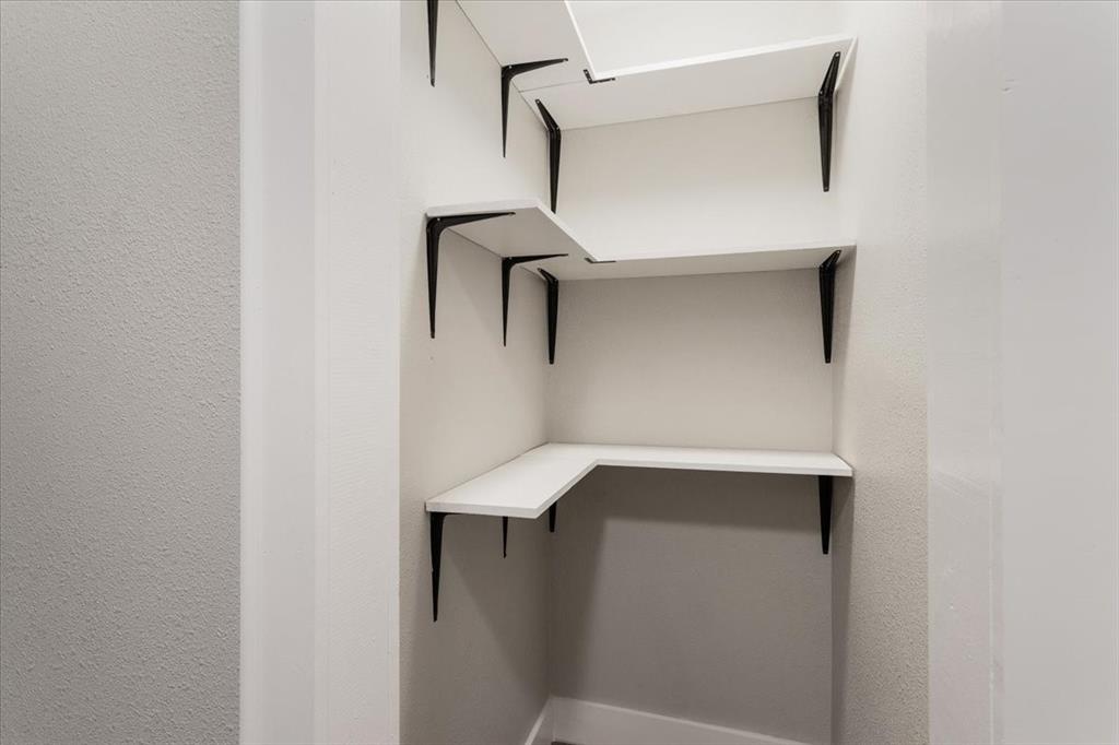 Inglish Add - Residential