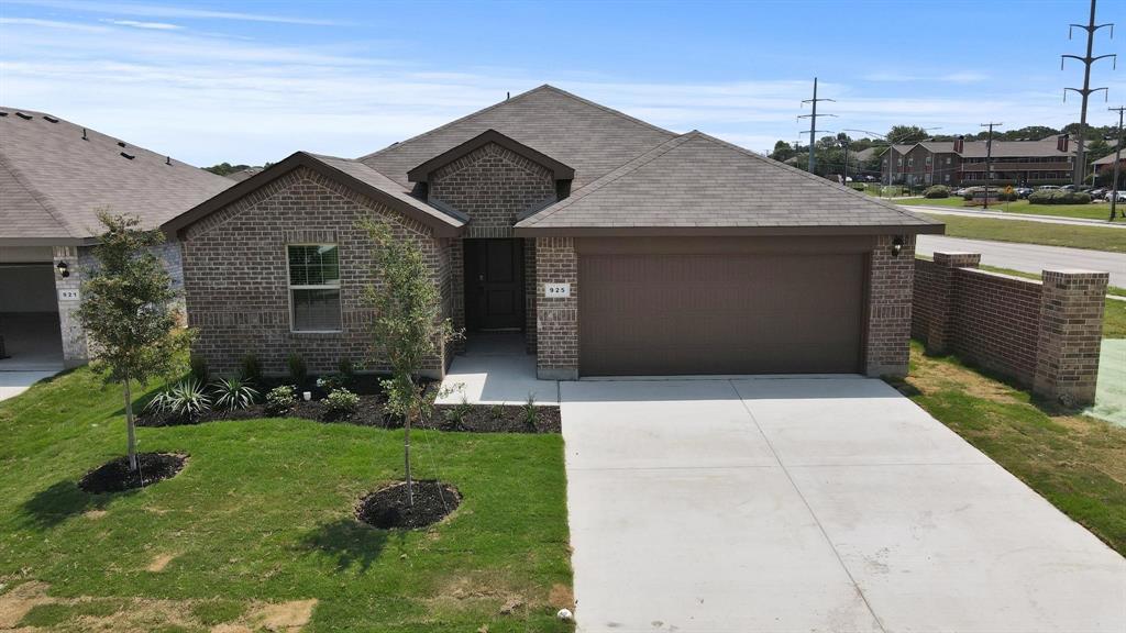 925 Whisper Springs Court