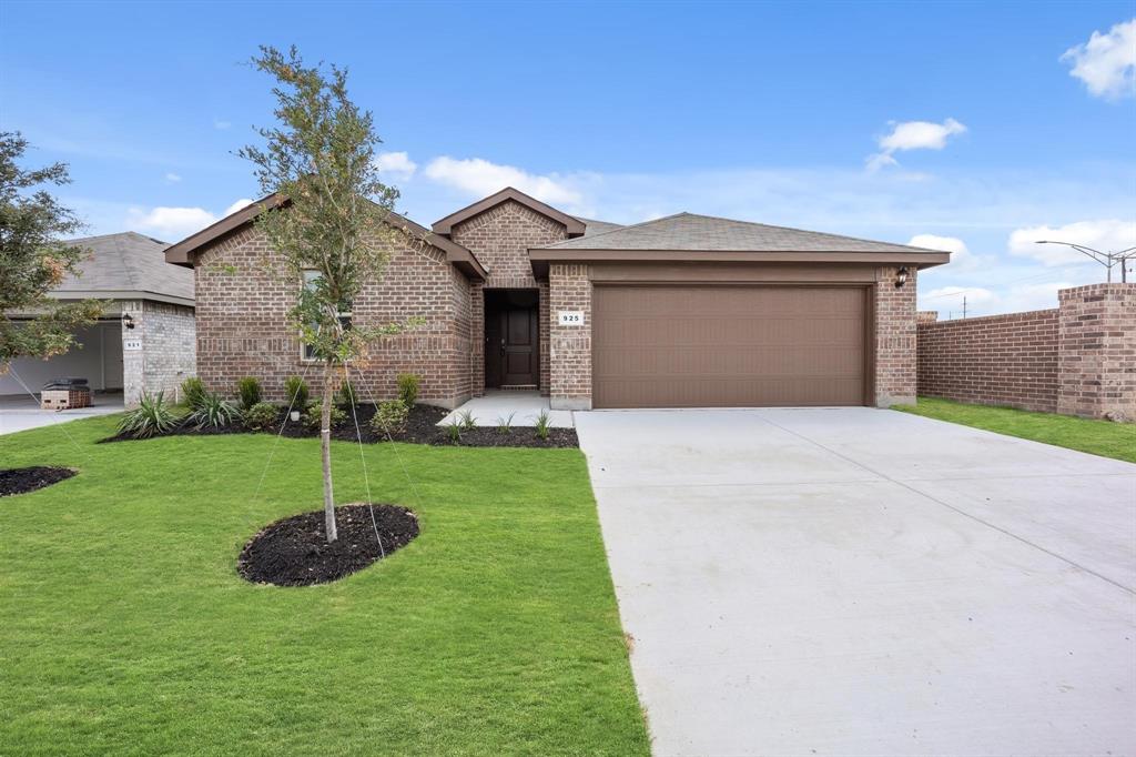925 Whisper Springs Court