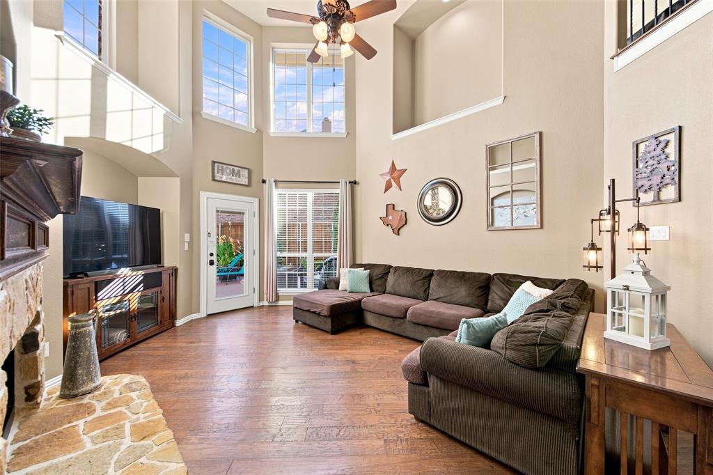 904 Cougar Drive