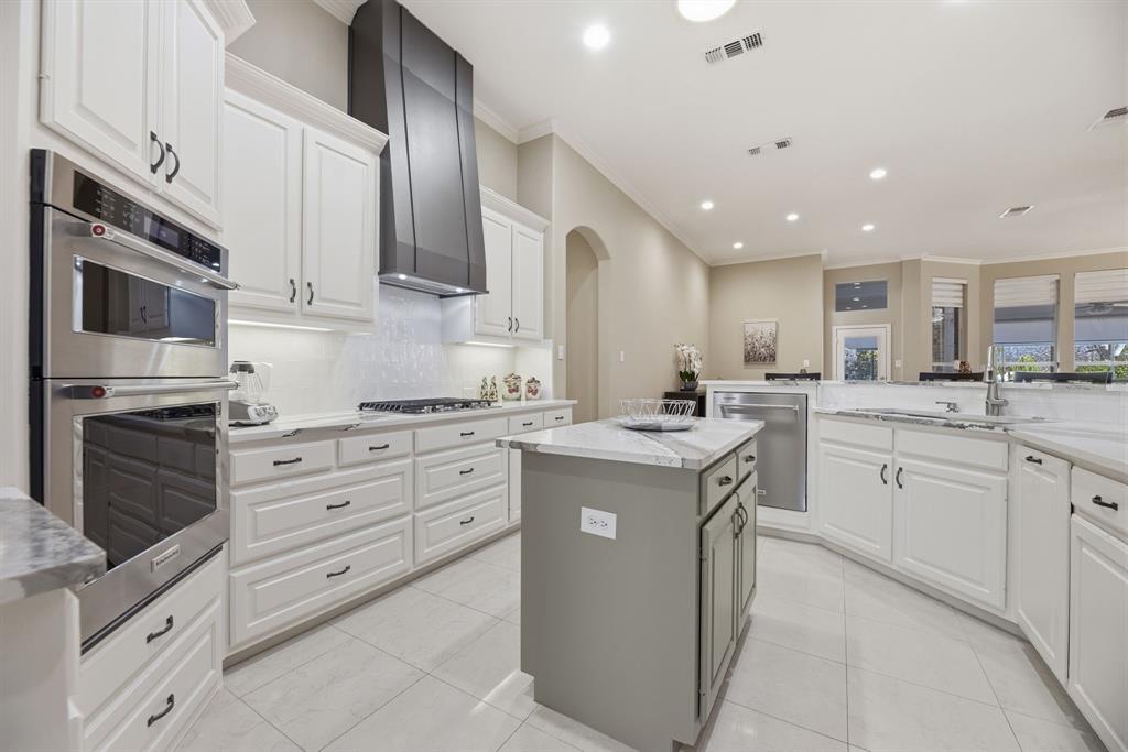 609 Pelican Hills Drive