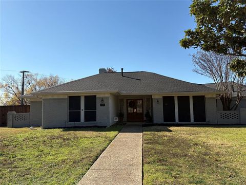 13001 Harkness Dallas TX 75243