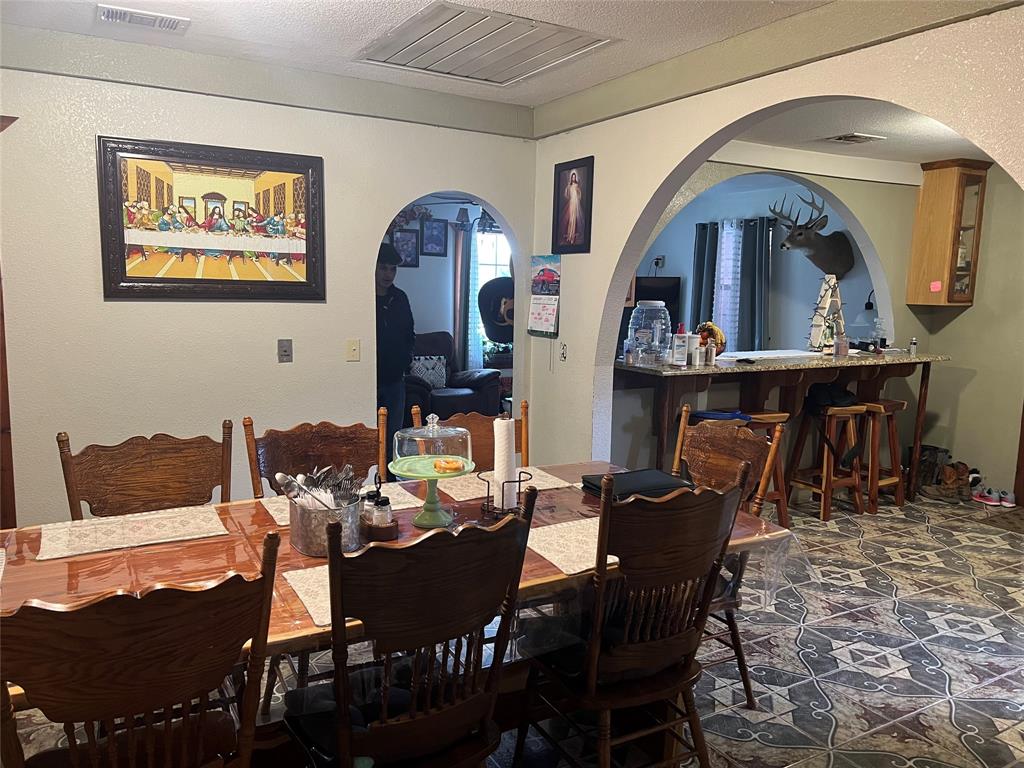 J WALLACE Acres:6.980 - Residential