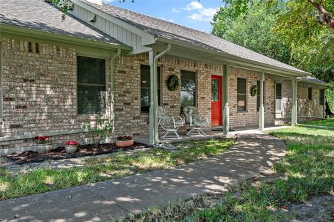 A home in Yantis